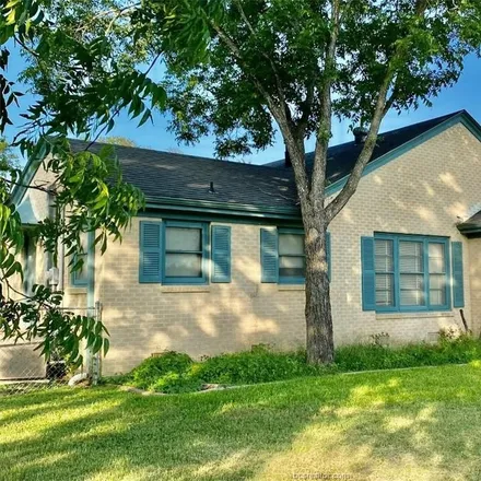 Image 6 - 598 Barton Street, Calvert, Robertson County, TX 77837, USA - House for sale