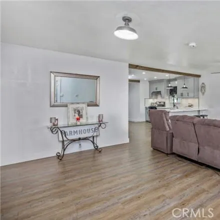 Image 3 - 422 North 3rd Street, Colton, CA 92324, USA - House for sale