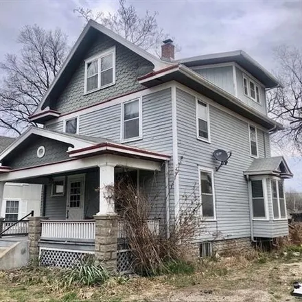 Buy this 4 bed house on 1140 Pennsylvania Street in Lawrence, KS 66044