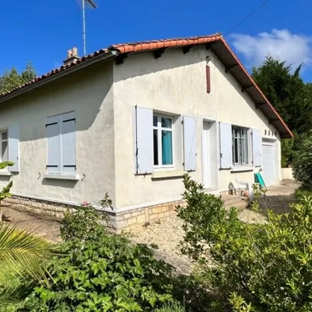 Buy this 2 bed house on Ruffec in Charente, France
