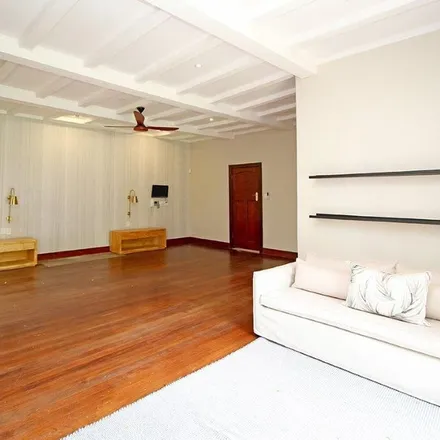 Image 4 - Cradock Avenue, Dunkeld, Rosebank, 2121, South Africa - Apartment for rent