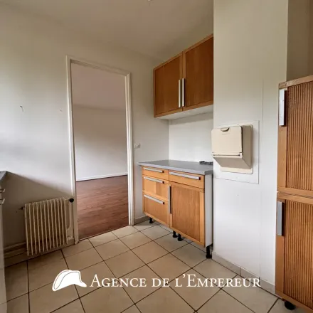Image 9 - 15 Passage d'Arcole, 92500 Rueil-Malmaison, France - Apartment for rent