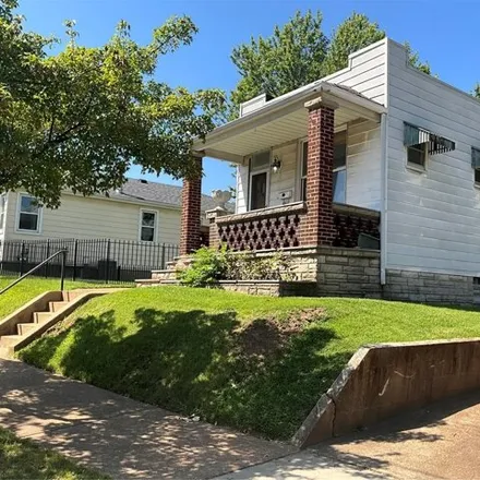 Buy this 2 bed house on 2227 Sublette Avenue in Gratiot, St. Louis