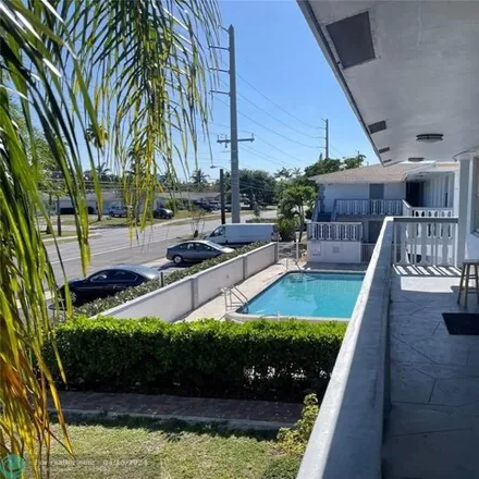 Rent this 1 bed house on 309 West McNab Road in Lyons Park, Pompano Beach