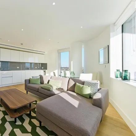 Image 2 - Riverside Plaza, London, SW11 3SF, United Kingdom - Apartment for rent