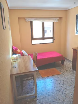 Rent this 3 bed room on La Barraca de Nelson in Camí Vell de Xirivella, 46920 Mislata
