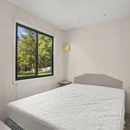 Image 9 - Twilight Caravan Park, Manning River Drive, Taree South NSW 2430, Australia - Apartment for rent