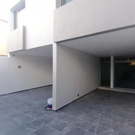 Rent this 4 bed house on Calle Primo Feliciano Velázquez 3447 in Vallarta Cuauhtémoc, 45040 Guadalajara