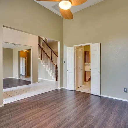 Image 7 - 1384 Wentworth Drive, Lewisville, TX 75067, USA - Loft for sale