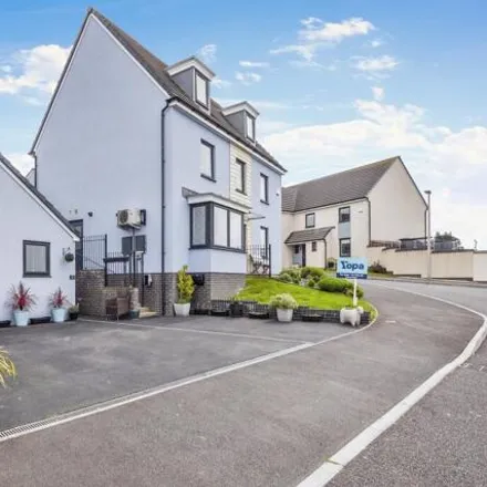 Buy this 6 bed house on Channel View in Ogmore-by-Sea, CF32 0QB