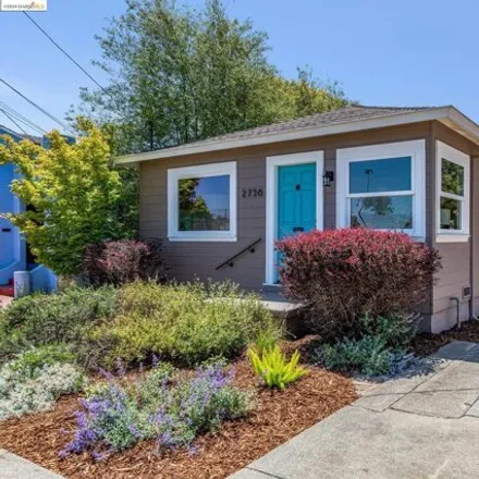 Buy this 3 bed house on 2756 Mabel Street in Berkeley, CA 94703