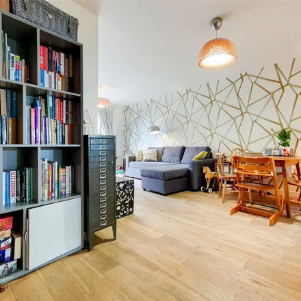 Image 2 - 4 Meath Crescent, London, E2 0QG, United Kingdom - Apartment for rent