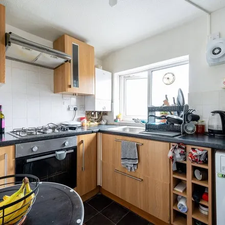 Rent this 2 bed apartment on Sumner Road in London, CR0 3LQ