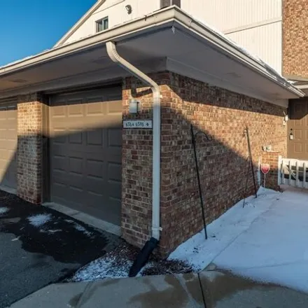 Image 3 - 6724 Maple Lakes Drive, West Bloomfield Township, MI 48322, USA - Condo for rent