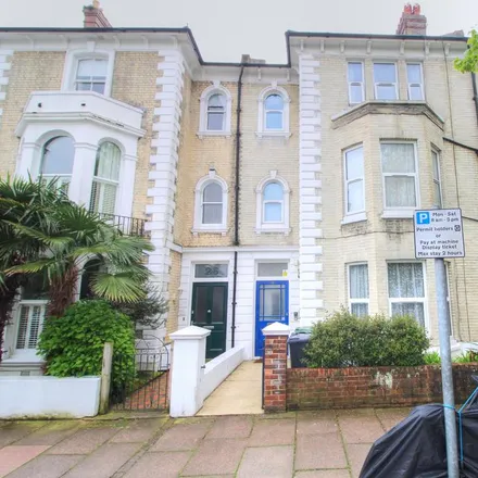 Rent this 1 bed townhouse on Lushington Lane in Eastbourne, BN21 4QE