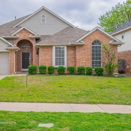 Buy this 3 bed house on 4919 Quincy Lane in Plano, TX 75024