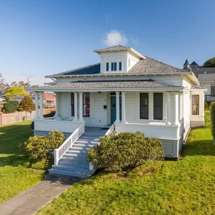 Buy this 3 bed house on 1241 I Street in Arcata, CA 95521