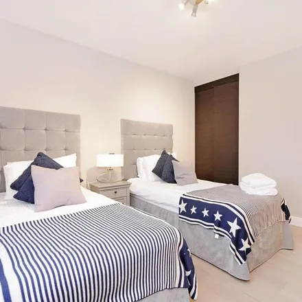 Image 3 - Boydell Court, London, NW8 6NG, United Kingdom - Apartment for rent