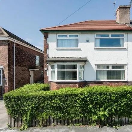 Buy this 3 bed duplex on Ruskin Avenue in Wallasey, CH44 5RU