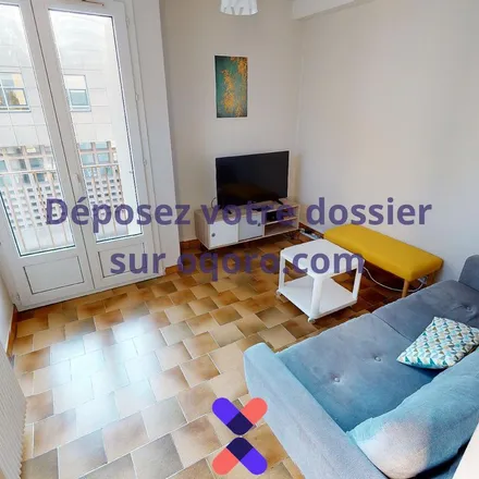 Image 7 - 23 Rue Louis Blanc, 21000 Dijon, France - Apartment for rent