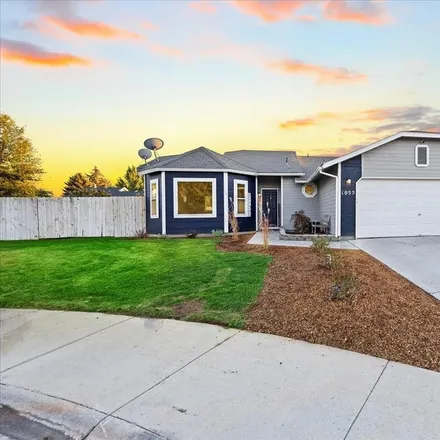 Buy this 3 bed house on 1055 West Kingswood Court in Meridian, ID 83646