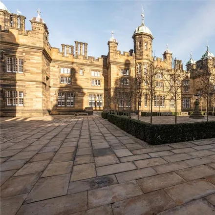 Image 2 - Donaldson's College, Donaldson Drive, City of Edinburgh, EH12 5FS, United Kingdom - Apartment for rent