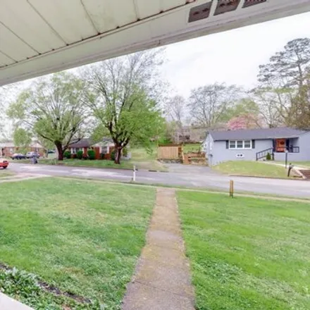 Image 3 - 795 3rd Avenue, Elmwood Terrace, Fayetteville, TN 37334, USA - House for sale