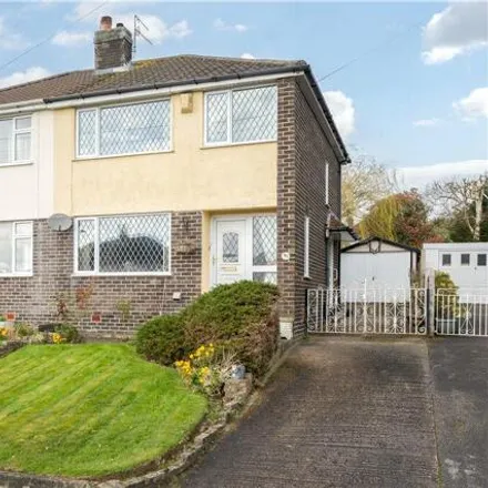 Buy this 3 bed duplex on Wrenbeck Drive in Otley, LS21 2BX