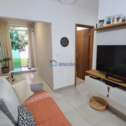 Buy this 2 bed apartment on Rua Augusto Clesinger in Vila do Bosque, São Paulo - SP