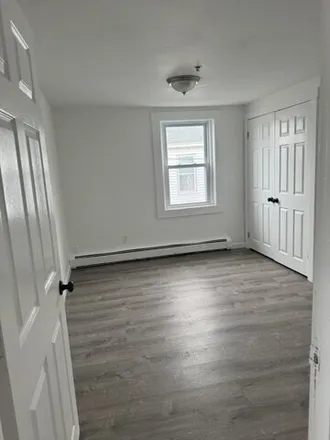 Image 6 - 29 Central Avenue, Salisbury, Essex County, MA 01952, USA - Apartment for rent