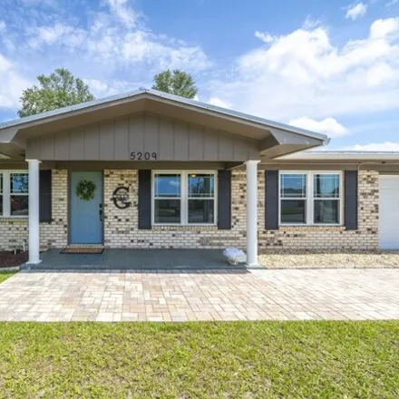Buy this 3 bed house on 5209 North Lakewood Drive in Parker, Bay County