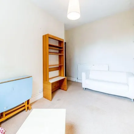 Rent this 1 bed apartment on Pulteney Terrace in London, N1 0JW