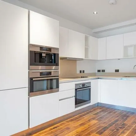 Image 4 - Finchley Road, London, NW3 7BS, United Kingdom - Apartment for sale