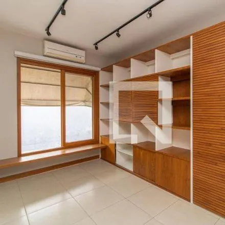 Buy this 1 bed apartment on Rua Pinto Alpoin 453 in Jardim Guanabara, Rio de Janeiro - RJ