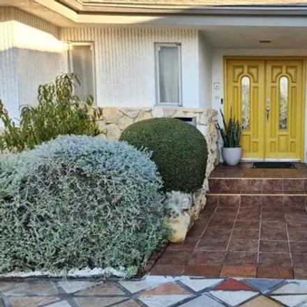Image 3 - 5540 Bedford Ave, Los Angeles, California, 90056 - House for sale