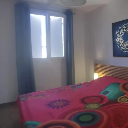 Rent this 3 bed apartment on 83270 Saint-Cyr-sur-Mer