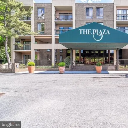 Image 2 - Plaza Condominium, North Howard Street, Alexandria, VA 22304, USA - Condo for sale