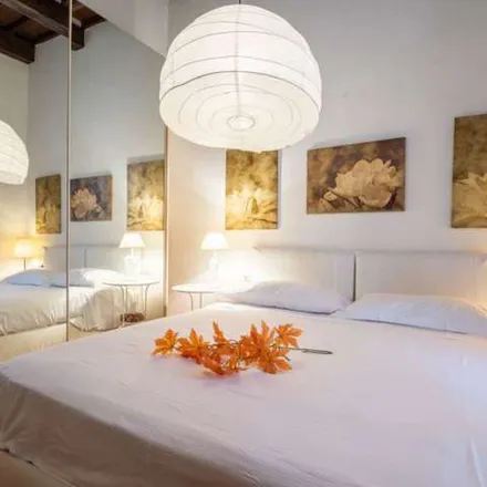 Rent this 1 bed apartment on Galleria degli Uffizi in Piazzale degli Uffizi, 6