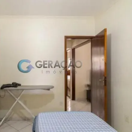 Buy this 2 bed house on Rua Josephina Cury in Residencial de Ville, São José dos Campos - SP