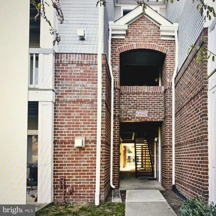 Image 1 - 20278 Beechwood Terrace, Ashburn, VA 20147, USA - Apartment for rent
