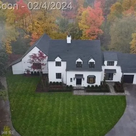 Buy this 5 bed house on 22073 Metamora Lane in Beverly Hills, MI 48025