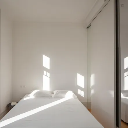 Rent this 1 bed apartment on Talho Fernandes Tomás in Rua de Fernandes Tomás, 4000-302 Porto
