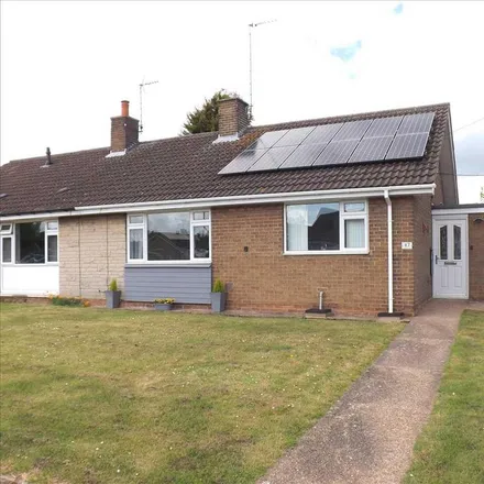 Rent this 2 bed house on Damsbrook Drive in Clowne, S43 4DE
