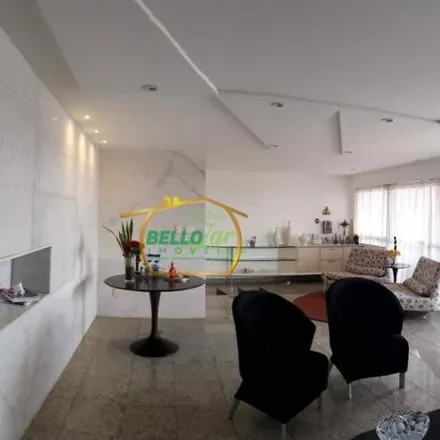 Buy this 6 bed apartment on Rua de Apipucos 160 in Monteiro, Recife - PE
