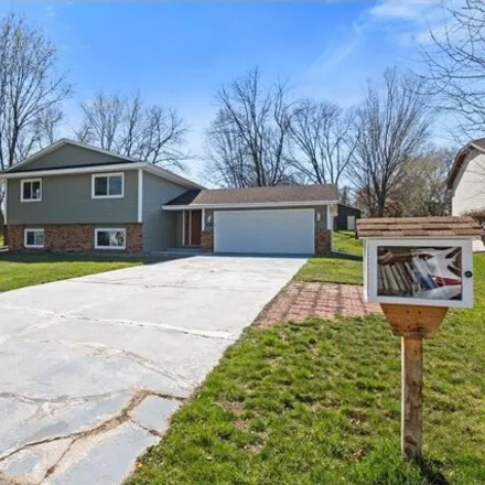 Buy this 4 bed house on 7845 Niagara Lane North in Maple Grove, MN 55311