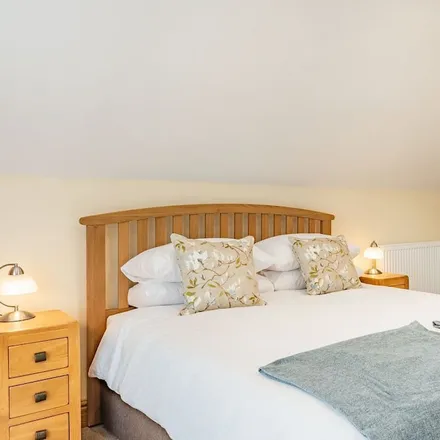 Rent this 1 bed townhouse on Ciliau Aeron in SA48 8DB, United Kingdom