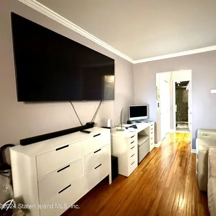 Image 4 - 159 Cromwell Avenue, New York, NY 10304, USA - Condo for sale