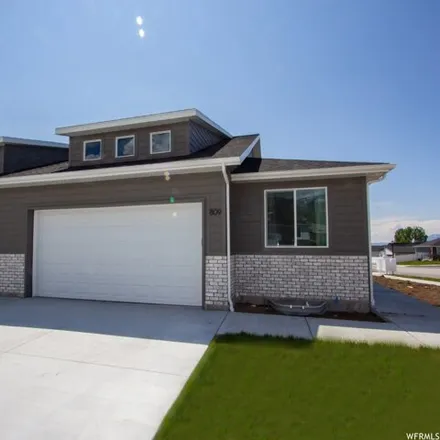 Buy this 2 bed house on unnamed road in Smithfield, UT 84335