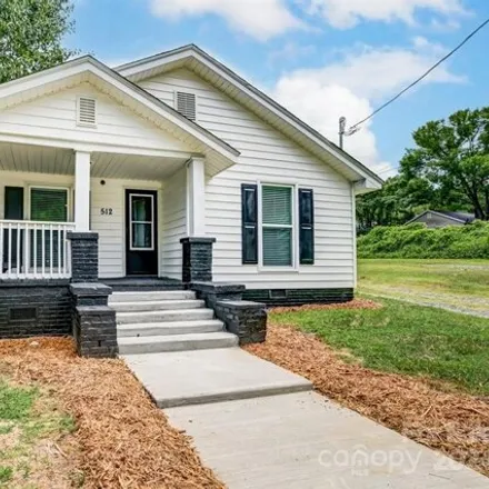 Buy this 2 bed house on 512 S Gray St in Gastonia, North Carolina