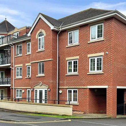 Rent this 2 bed apartment on Coningsby Road in High Wycombe, HP13 5NY